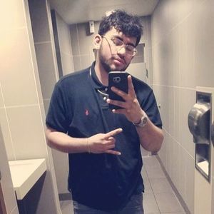 Meet your Posher, Luis